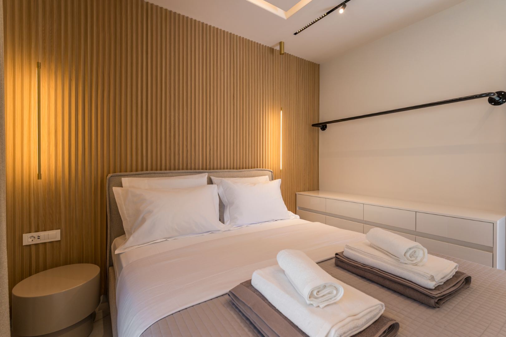 Orama Deluxe Residence