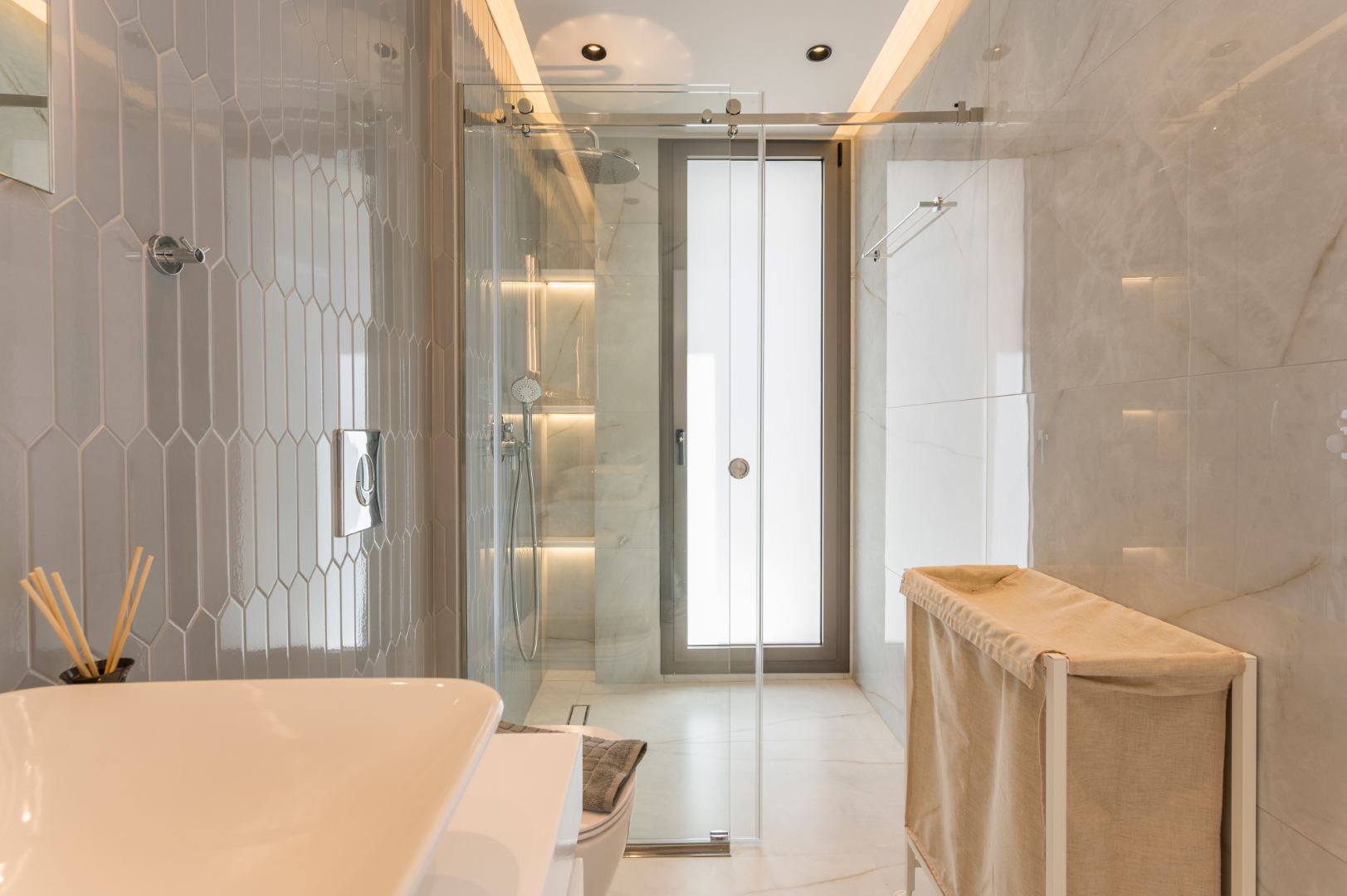 Orama Deluxe Residence